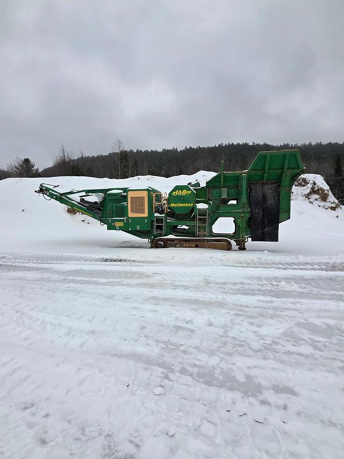 Used 2018 McCloskey J40V2