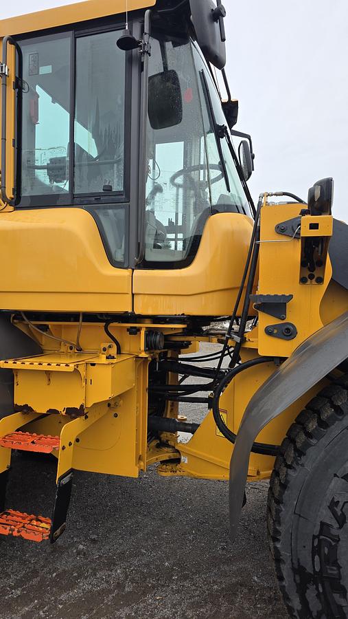 Used 2016 Volvo L70H