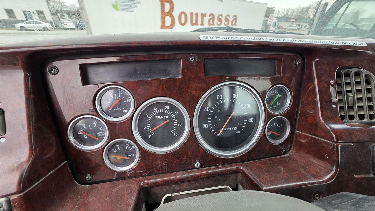 Used 2001 Sterling Shunter