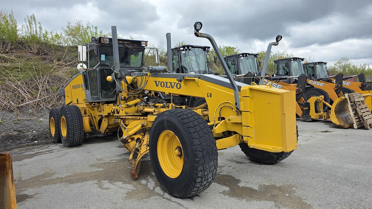 Used 2006 Volvo G740B