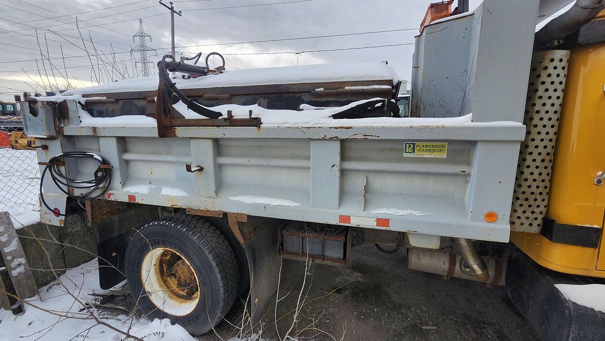 Used 1986 International S1900