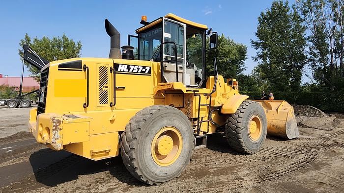 Used 2006 Hyundai 757-7