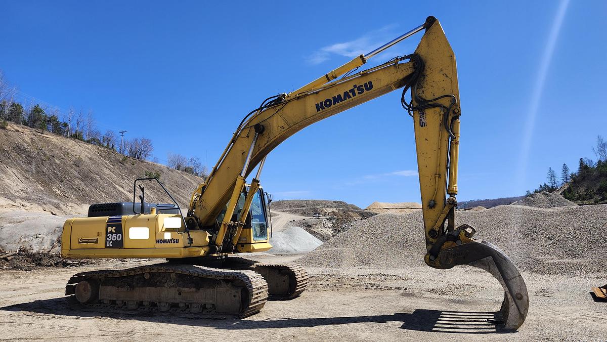 Used 2017 Komatsu PC350LC8