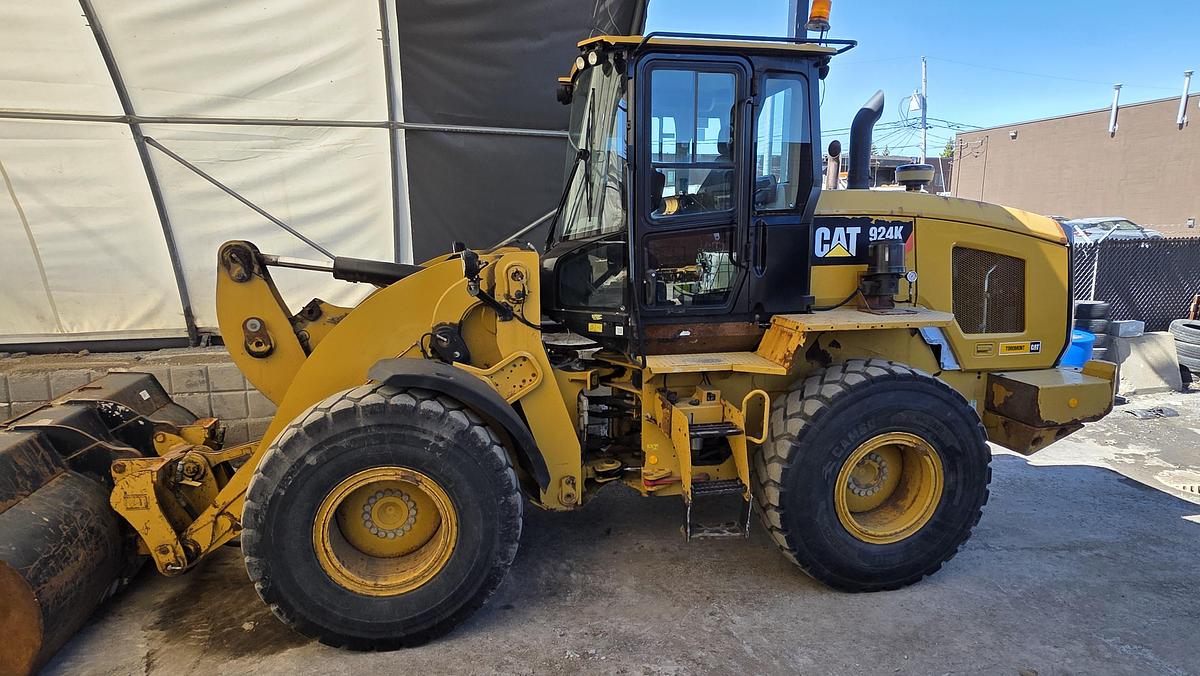 Used 2013 Caterpillar 924K