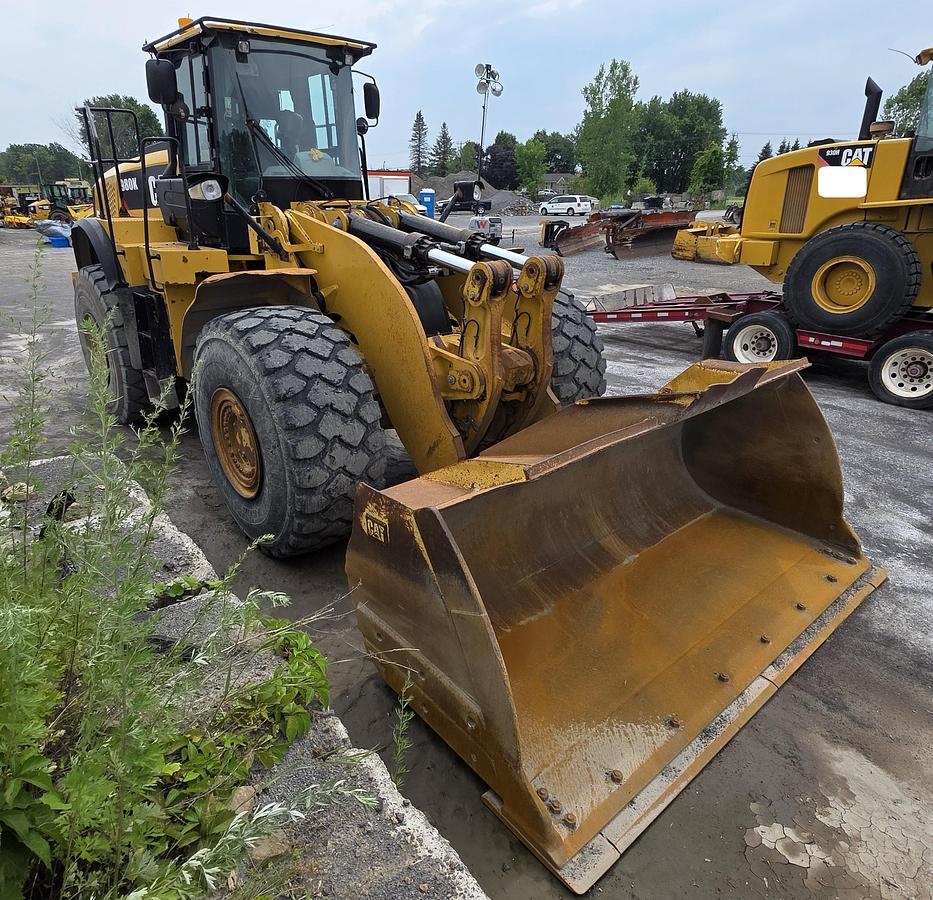 Used 2012 Caterpillar 980K