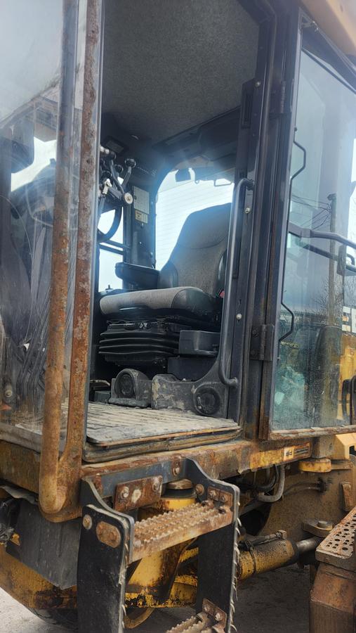 Used 2011 John Deere 770G