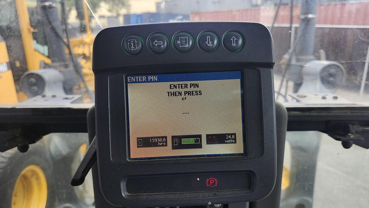 Used 2010 John Deere 772G