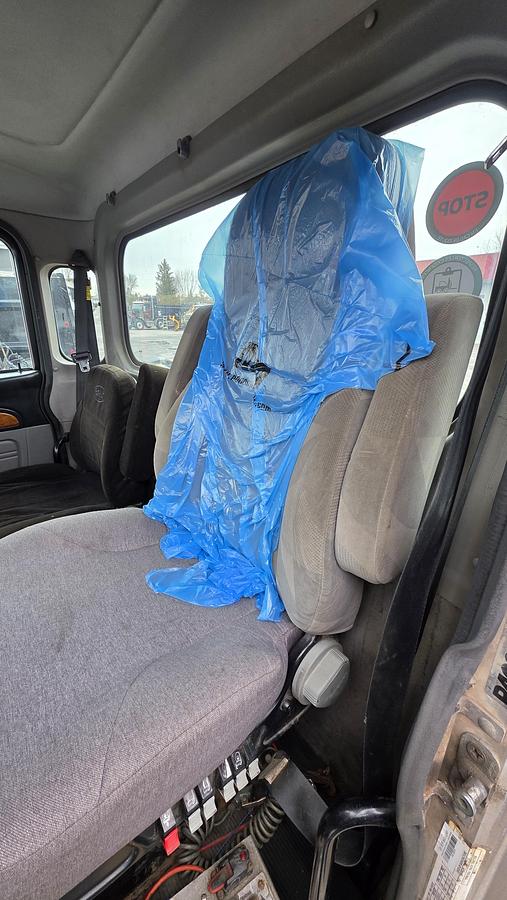 Used 2011 Peterbilt 378