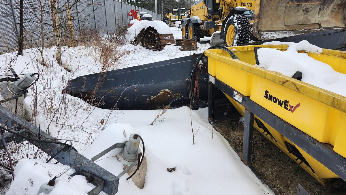 Used 2012 Volvo G970