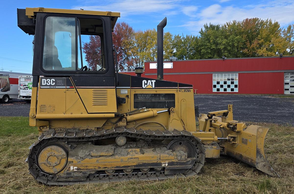 Used 2004 Caterpillar D3C XL