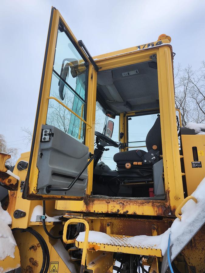 Used 2006 Volvo L70E