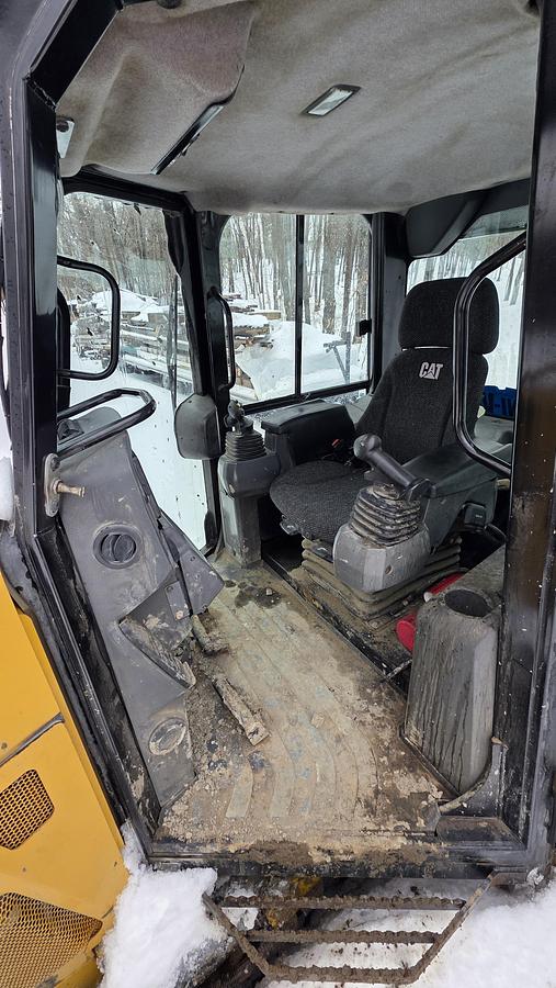 Used 2014 Caterpillar D5K LGP