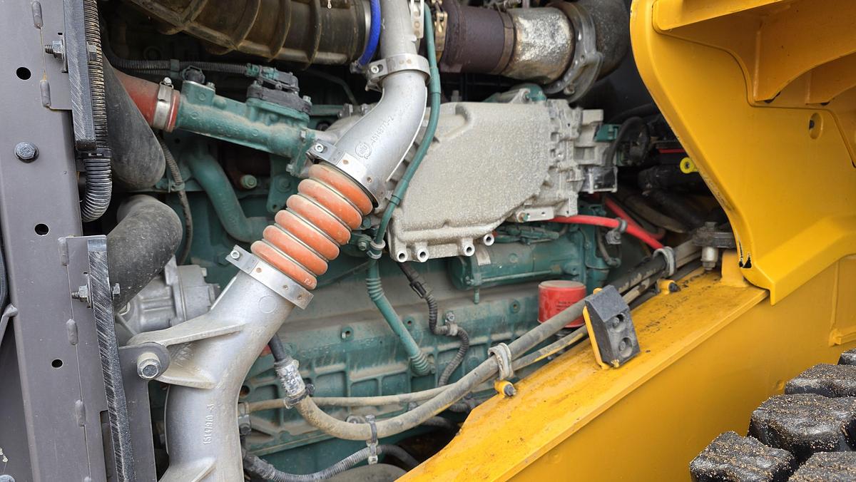 Used 2016 Volvo L70H