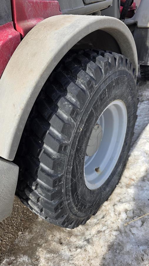 Used 2023 Takeuchi TW80