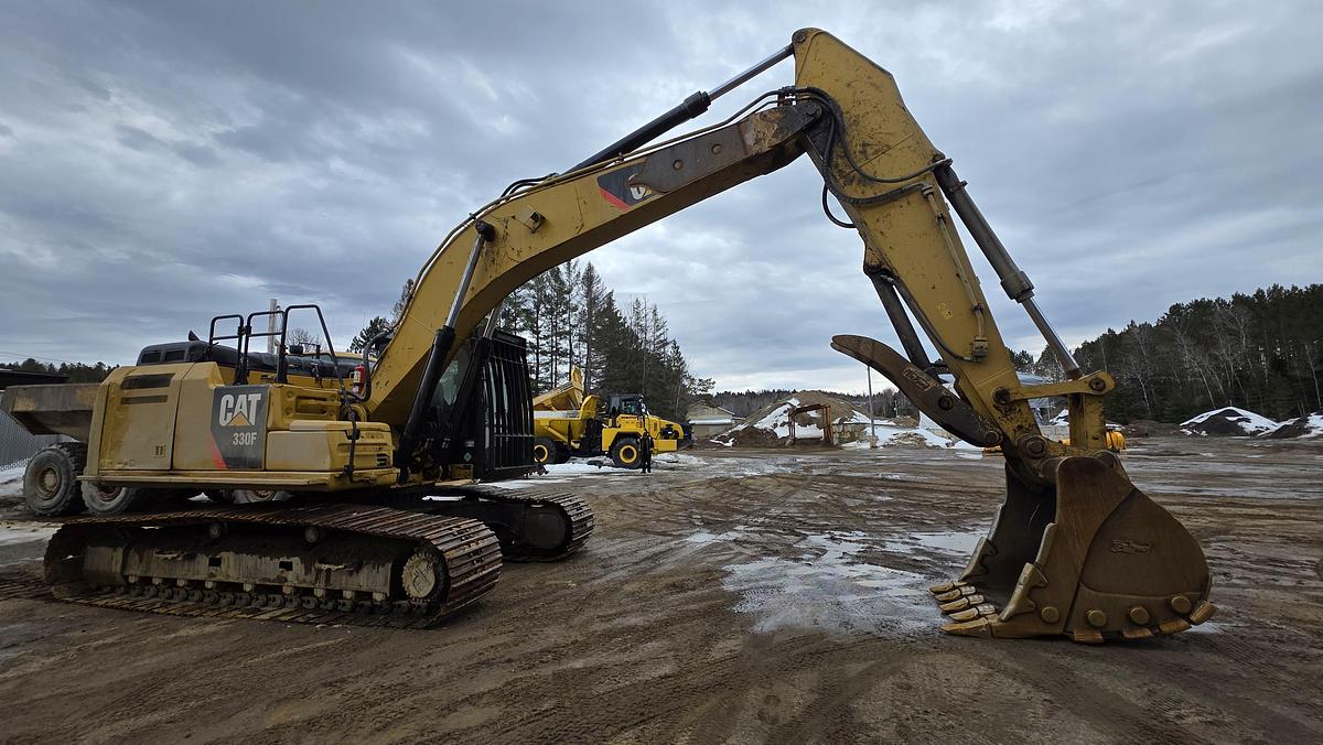 Used 2016 Caterpillar 330F