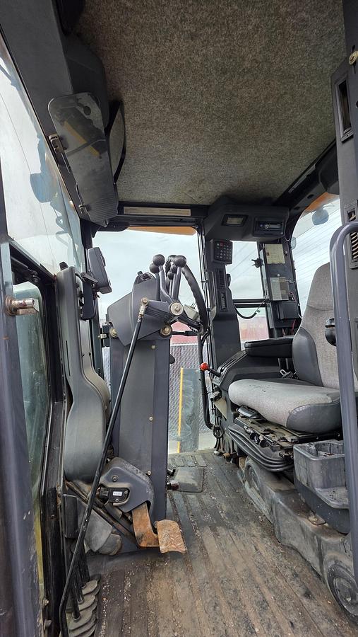 Used 2010 John Deere 772G