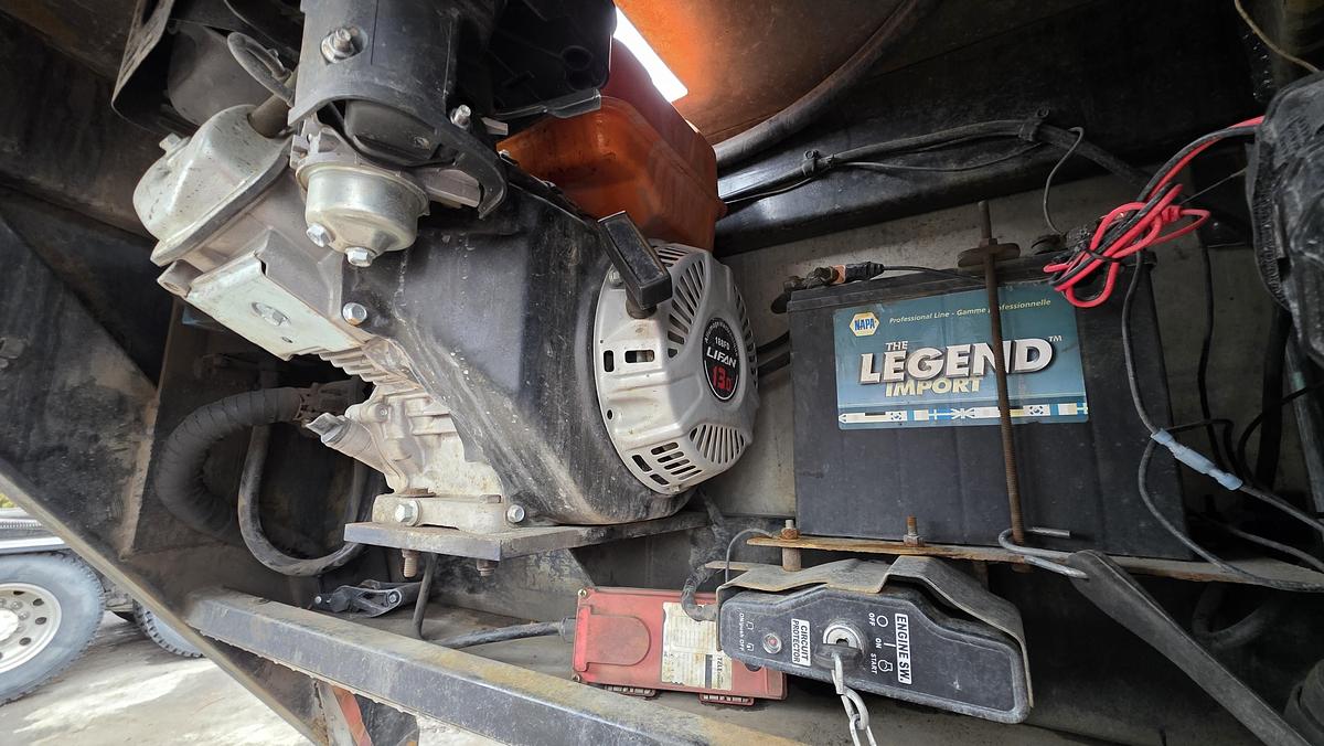 Used 2014 Roll-Off 2 axles