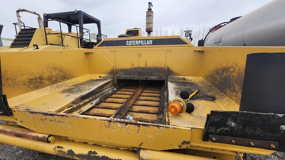 Used 2003 Caterpillar AP-1055B
