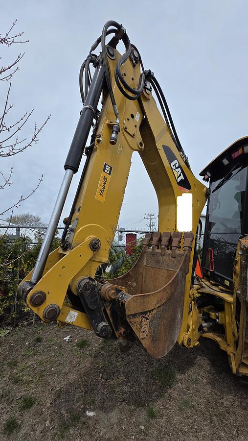 Used 2015 Caterpillar 420F IT