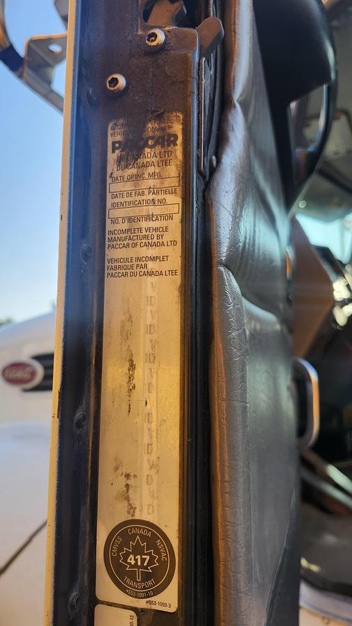 Used 2009 Peterbilt 348