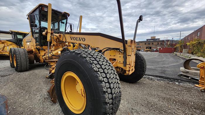 Used 2012 Volvo G970