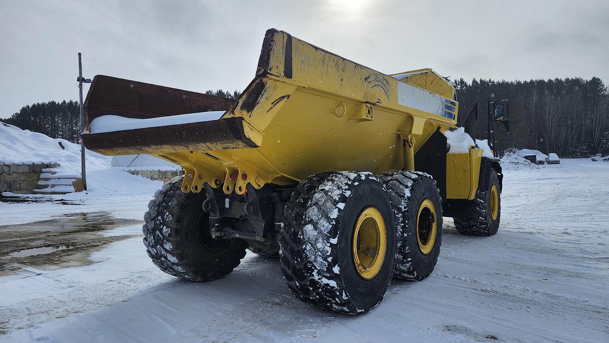 Used 2010 Komatsu HM300