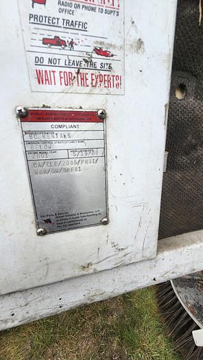 Used 2001 Johnston 4000