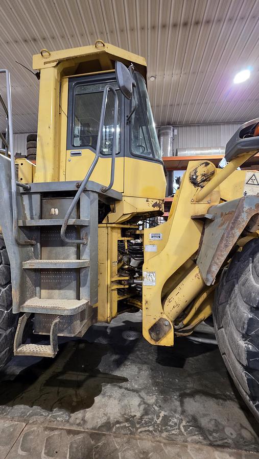 Used 2000 Komatsu WA500
