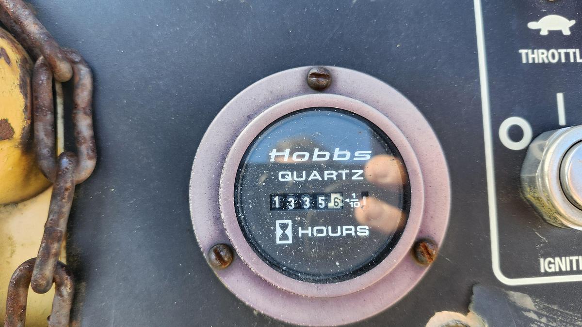 Used 1998 Caterpillar AP-1055B