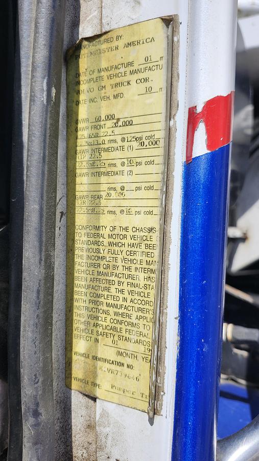 Used 1996 Putzmeister 28m on 2001 Volvo