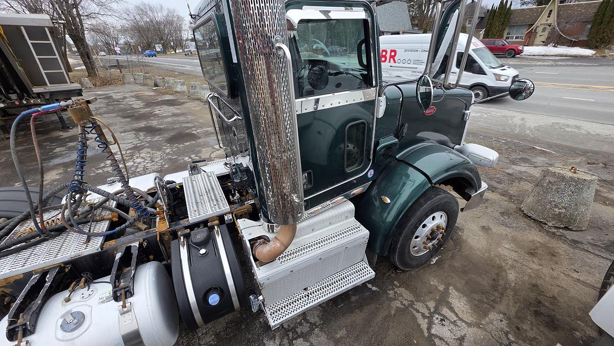 Used 2014 Peterbilt 358