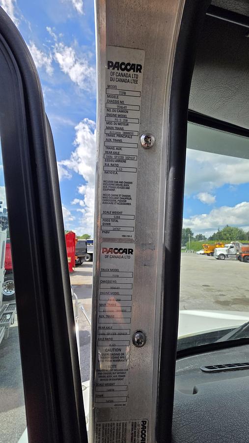 Used 2018 Kenworth T370