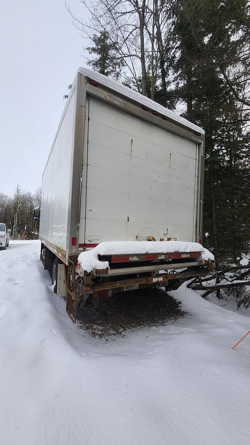 Used 2015 Hino 155 / 16 Feet Box