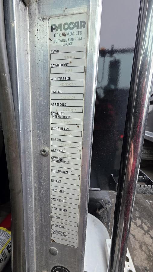 Used 2013 Kenworth T440