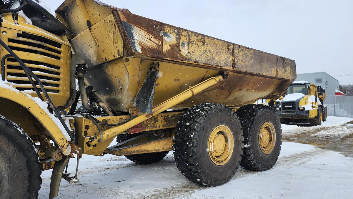 Used 2007 Caterpillar 730