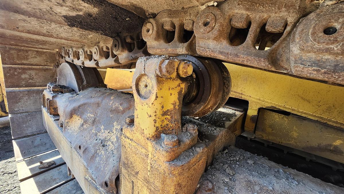 Used 1985 Komatsu D85P-21