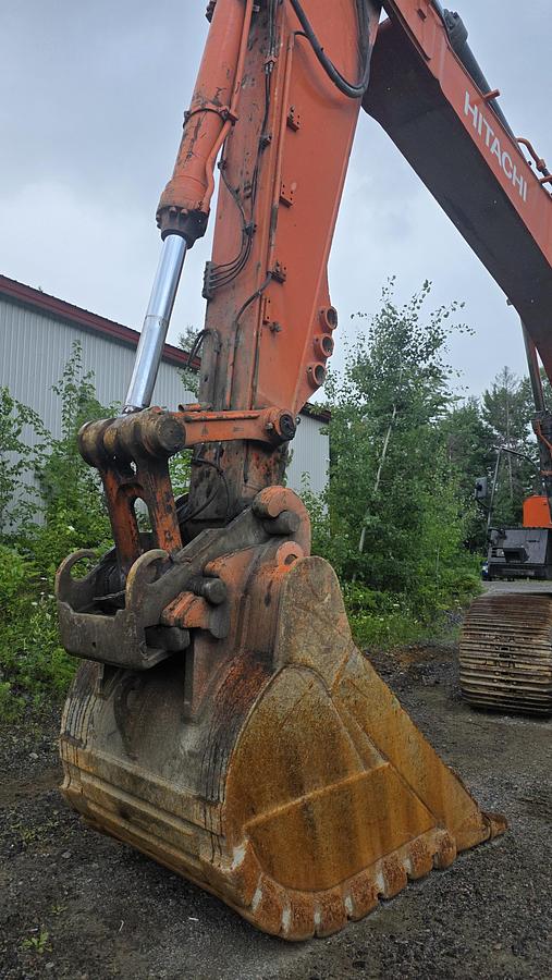 Used 2014 Hitachi ZX470