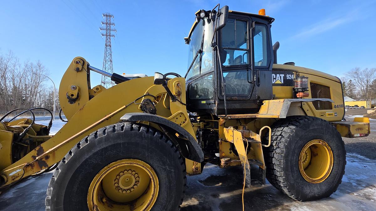 Used 2015 Caterpillar 924K