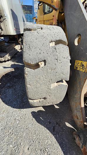 Used 4x 20.5x25 Brawler Solid Flex Tires