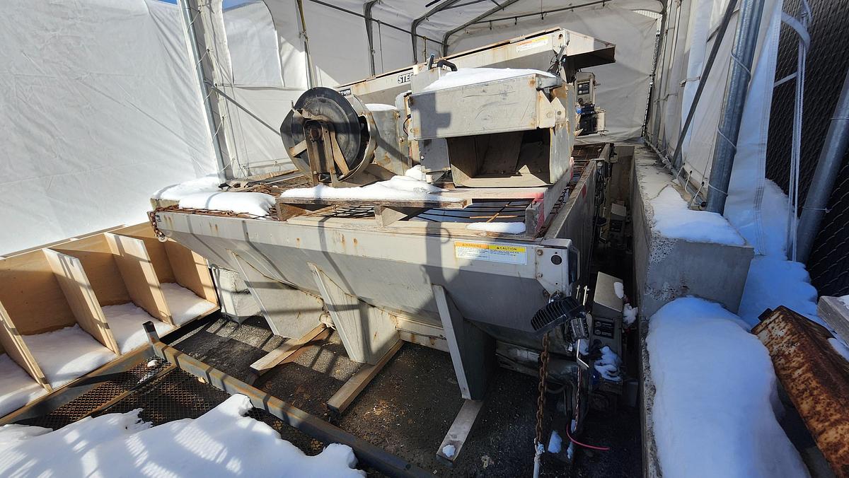 Used Fisher 5 verges / 5 yards