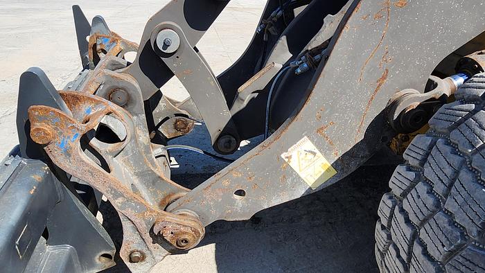 Used 2005 Volvo L90E