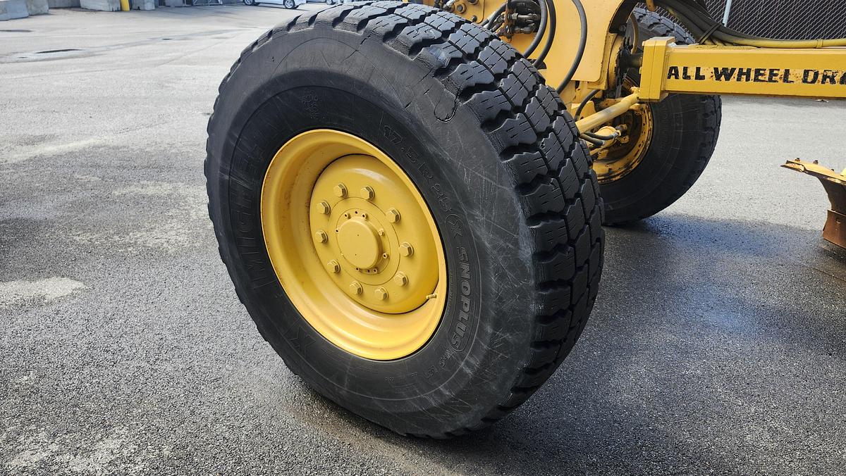 Used 2008 Volvo G946