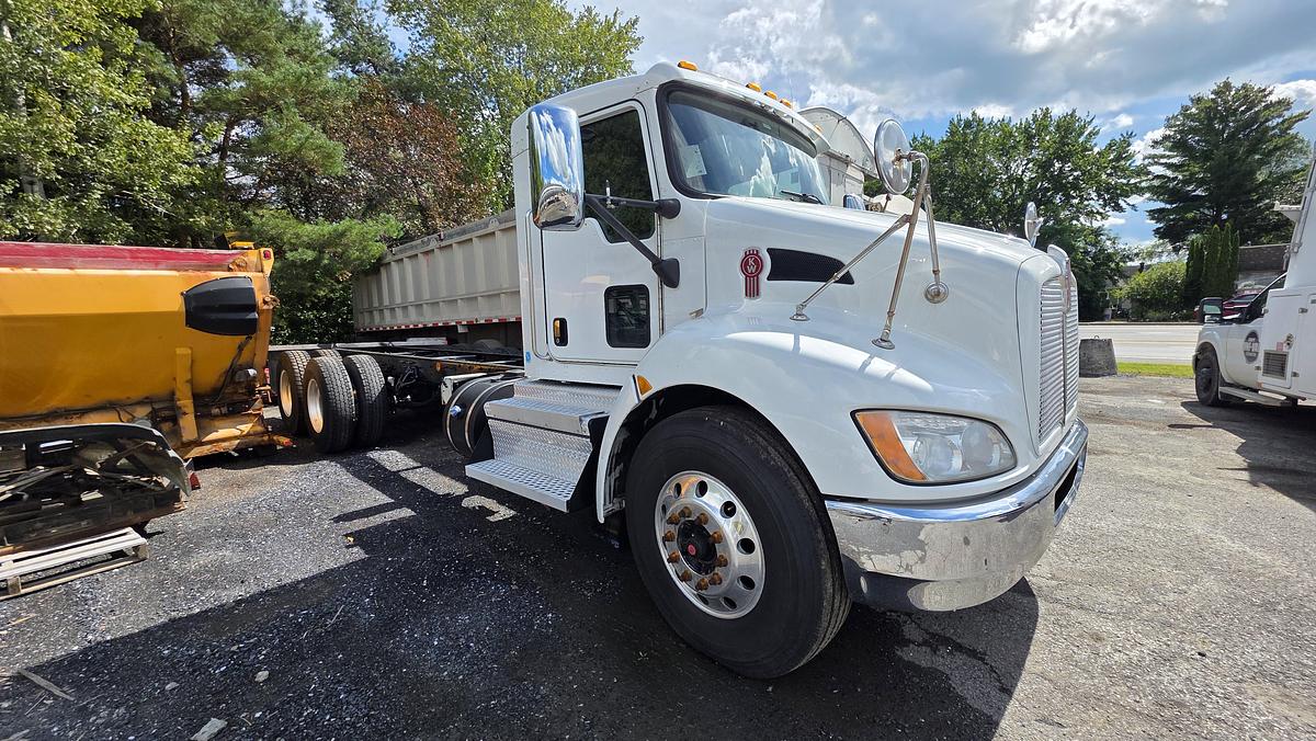 Used 2018 Kenworth T370