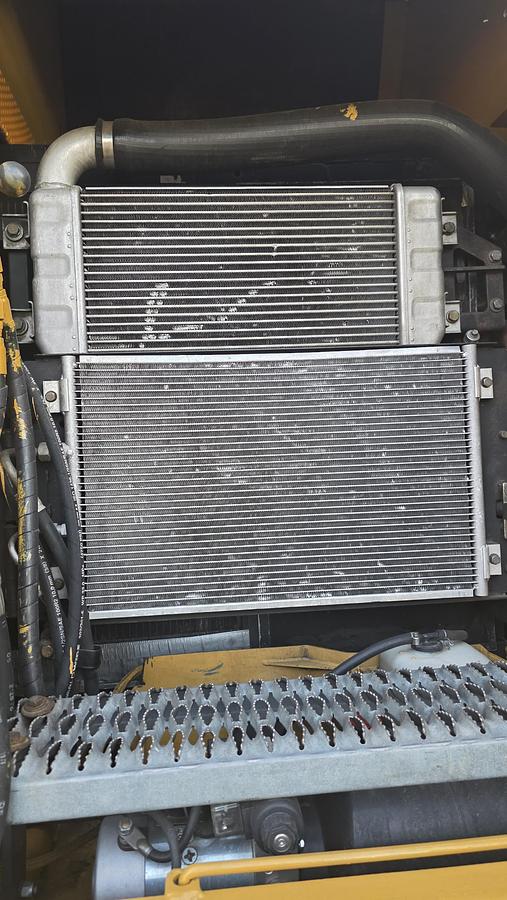 Used 2008 Caterpillar 320C FM