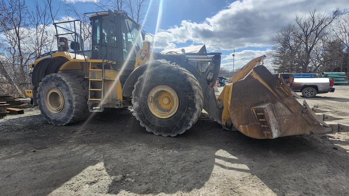 Used 2016 John Deere 844K-II