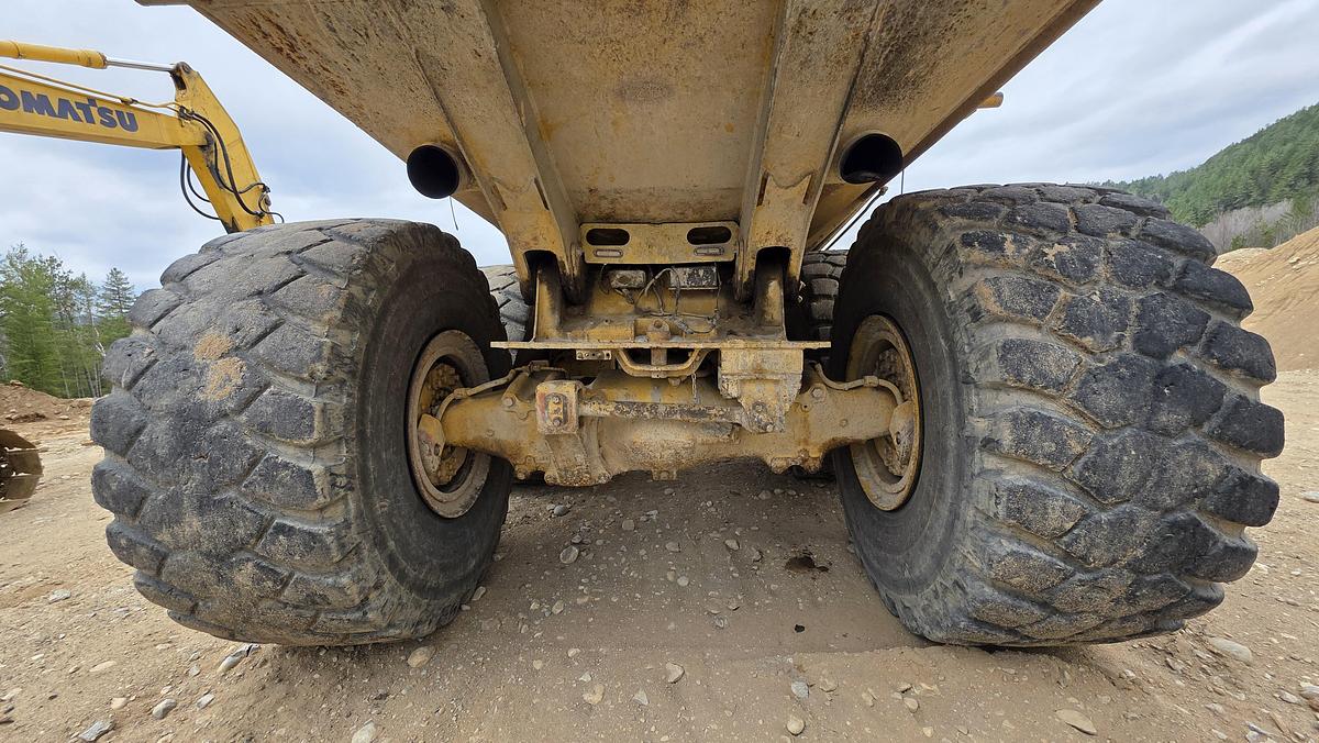 Used 1997 Caterpillar D400E