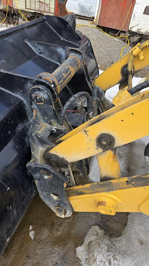 Used 2012 Caterpillar 420E IT