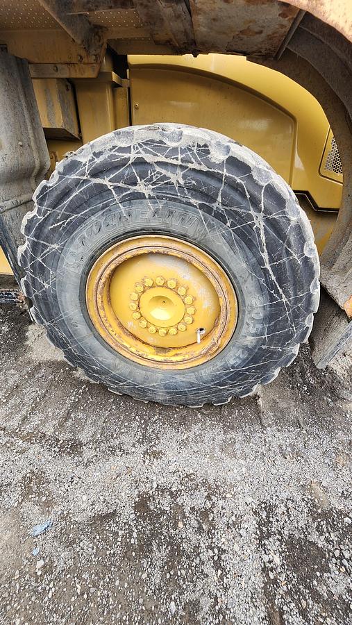 Used 2009 Caterpillar 938H