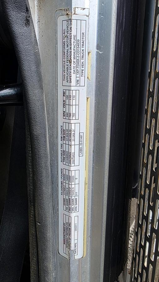 Used 2012 Peterbilt Tandem