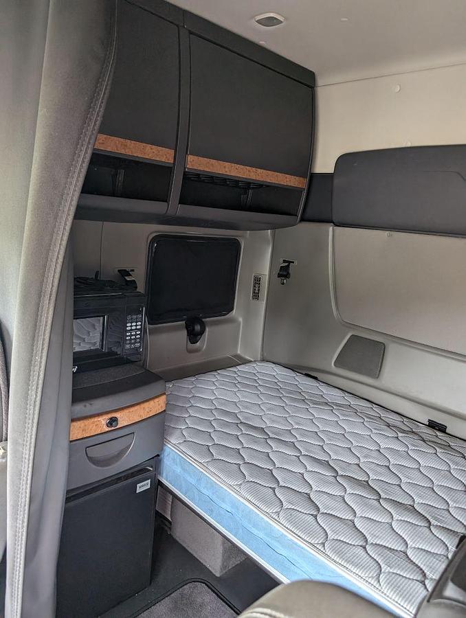 Used 2016 International Prostar